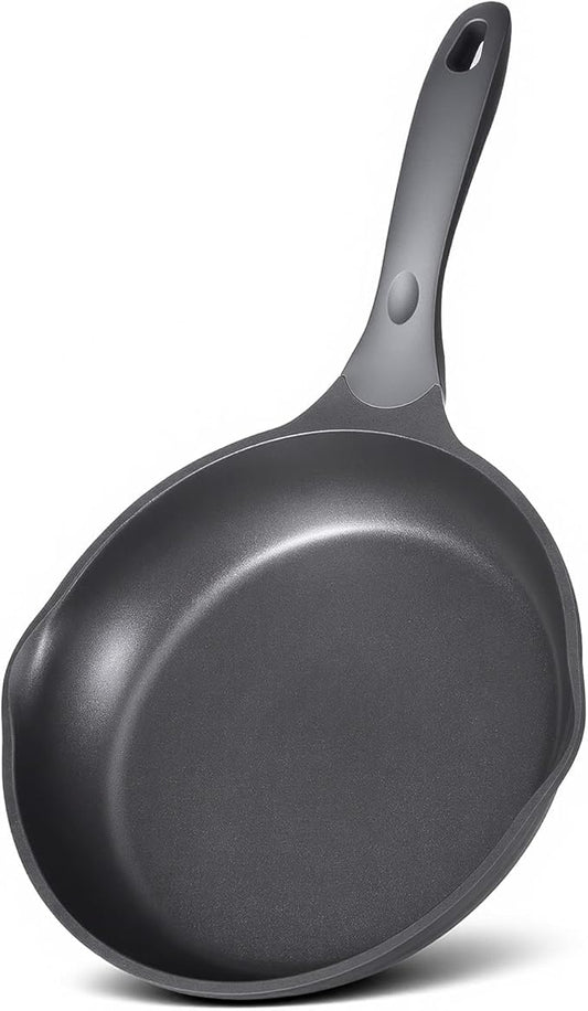 JEETEE Nonstick Frying Pan, 11" Skillet Titanium & Ceramic Omelette Egg Pan, Oven Safe Suitable for All Stovetops (Gray)